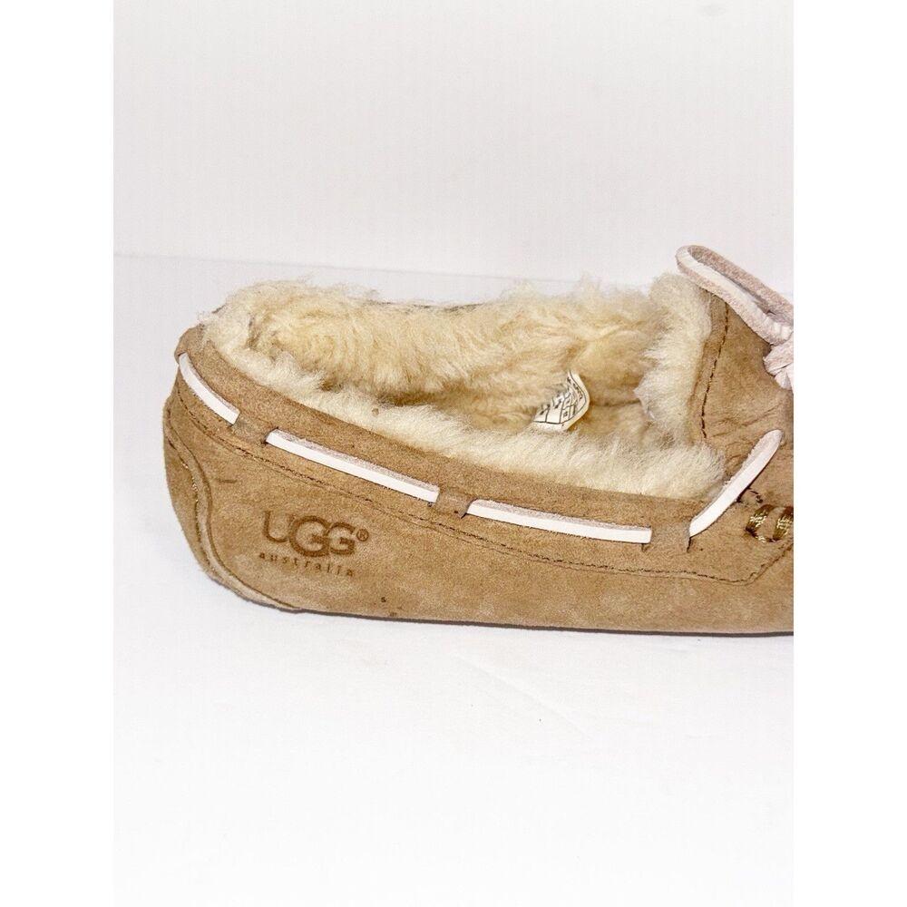 Ugg Slipper Women 6 Dakota Moccasin Beige Suede Sheepskin Fur Cozy Comfy Slip On - Picture 11 of 14